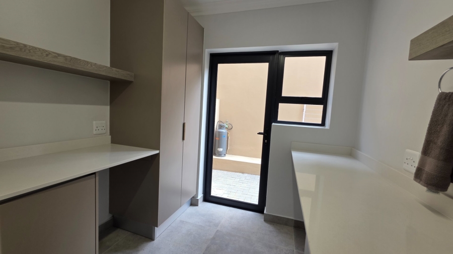 3 Bedroom Property for Sale in Dana Bay Western Cape